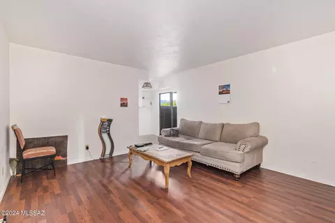 1620 N Wilmot Rd #E139, Tucson, AZ 85712