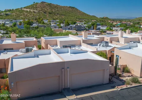 4984 N Valle Rd, Tucson, AZ 85750