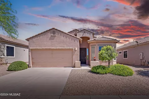 12848 Tarzana Dr, Oro Valley, AZ 85755