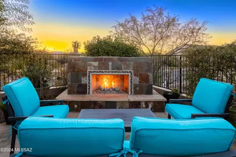 60402 E Arroyo Vista Dr, Oracle, AZ 85623