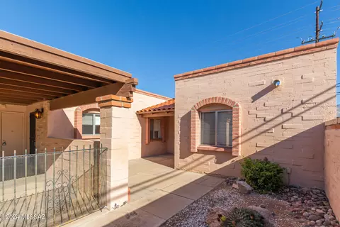 4263 E Allison Rd, Tucson, AZ 85712