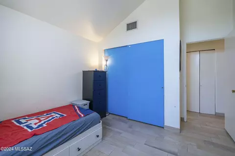 Bedroom - 5376 S Wembly Rd, Tucson, AZ 85746 photo 2 of 7