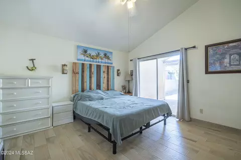 Bedroom - 5376 S Wembly Rd, Tucson, AZ 85746 photo 5 of 7