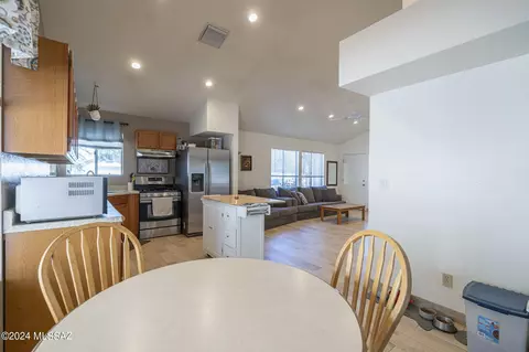 Other - 5376 S Wembly Rd, Tucson, AZ 85746 photo 3 of 5