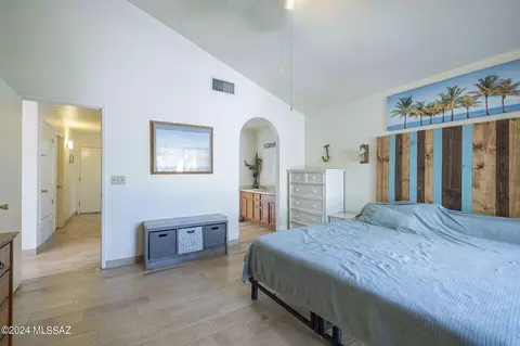 Bedroom - 5376 S Wembly Rd, Tucson, AZ 85746 photo 6 of 7