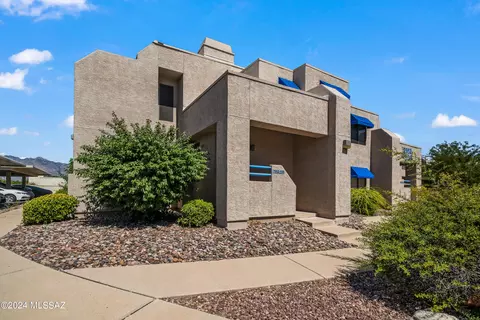 7952 E Colette Cir #168, Tucson, AZ 85710
