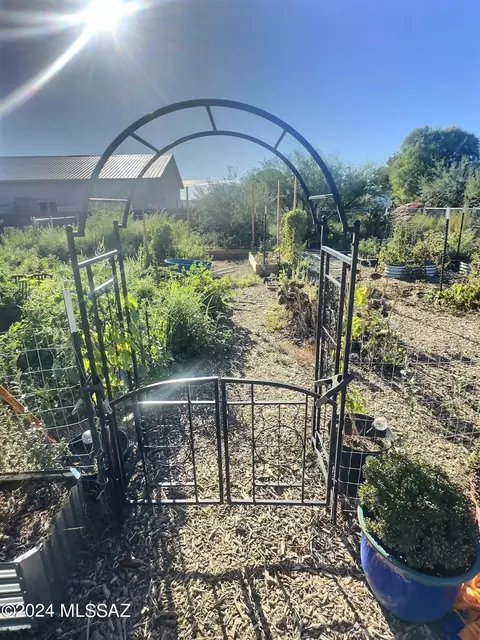 1299 E Diamondback Dr, Benson, AZ 85602 photo 8