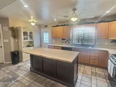1299 E Diamondback Dr, Benson, AZ 85602 photo 36