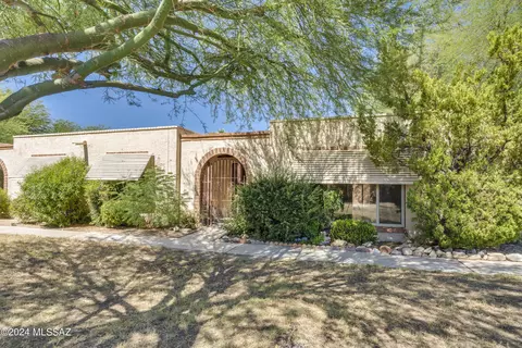 957 Via Terrado, Tucson, AZ 85710