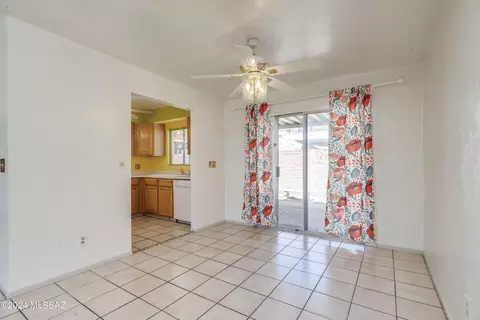 Dining - 957 Va Terrado, Tucson, AZ 85710 photo 1 of 2