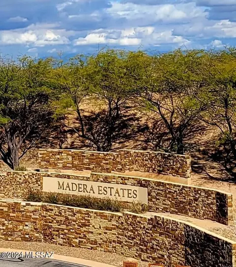 1186 E Madera Estates Ln, Sahuarita, AZ 85629