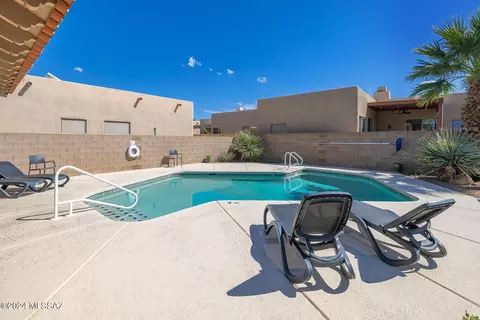 Exterior - 1508 E Painted Colt Loop, Tucson, AZ 85719 photo 12 of 13