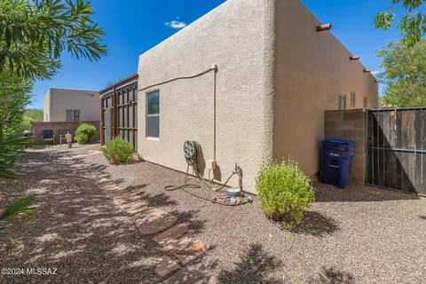 Exterior - 1508 E Painted Colt Loop, Tucson, AZ 85719 photo 8 of 13