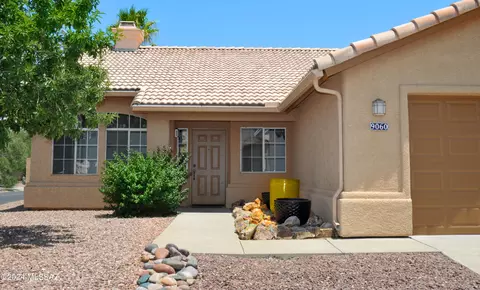 9060 N Shadow Rock Dr, Tucson, AZ 85743