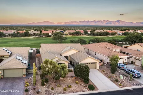 1166 N Laurel Glen Dr, Green Valley, AZ 85614
