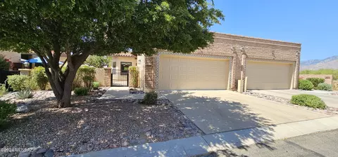 289 E Southern Pines Dr, Tucson, AZ 85737
