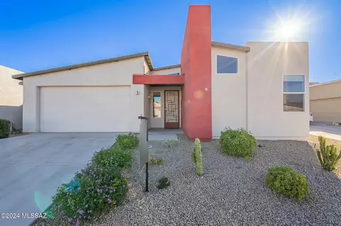 7518 E Chalkboard Ct, Tucson, AZ 85715