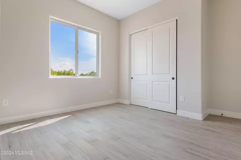 Bedroom - 13609 E Garigans Gulch, Vail, AZ 85641 photo 7 of 11