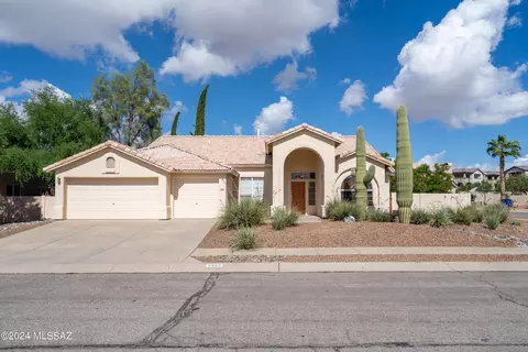 Exterior - 9325 E Carmel Dr, Tucson, AZ 85747 photo 7 of 10