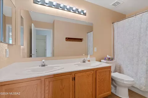 Bath - 9325 E Carmel Dr, Tucson, AZ 85747 photo 3 of 3