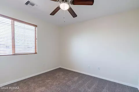 Bedroom - 10394 E Painted Turtle Ln, Tucson, AZ 85747 photo 9 of 11