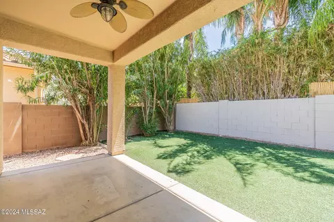 Exterior - 10394 E Painted Turtle Ln, Tucson, AZ 85747 photo 4 of 10