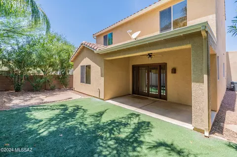 Exterior - 10394 E Painted Turtle Ln, Tucson, AZ 85747 photo 5 of 10