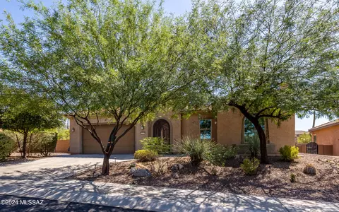 6533 W Grandview Trl, Marana, AZ 85658