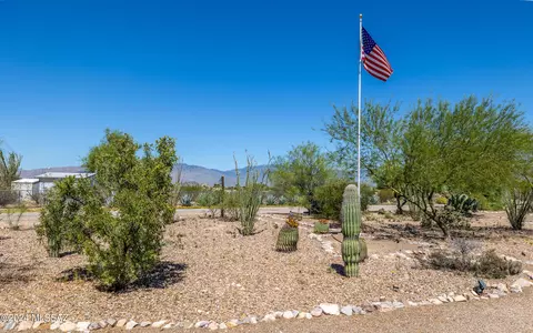 13152 E Hislop Hill Dr, Vail, AZ 85641 photo 5