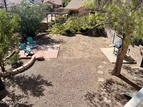 Exterior - 9889 E Sabrena Ln, Tucson, AZ 85748 photo 5 of 9