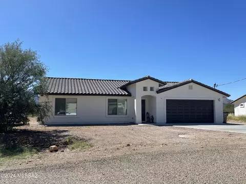 2040 Cobbs Ct, Rio Rico, AZ 85648