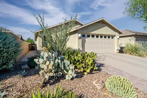 2438 W Rau River Rd, Tucson, AZ 85705