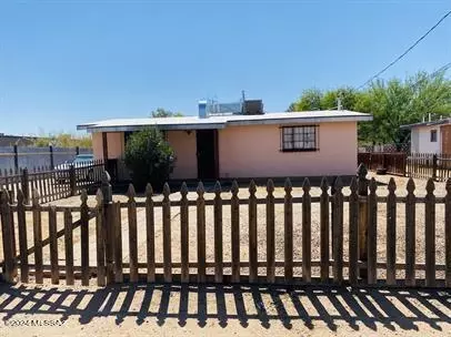 2545 N Flanwill Blvd, Tucson, AZ 85716
