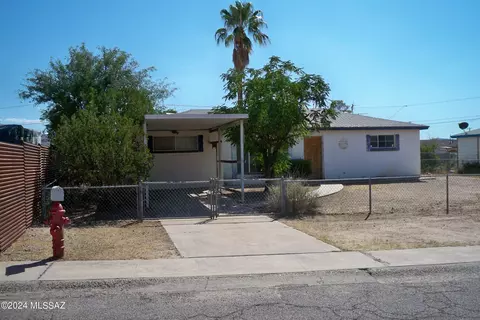 909 W Milton St, Tucson, AZ 85706