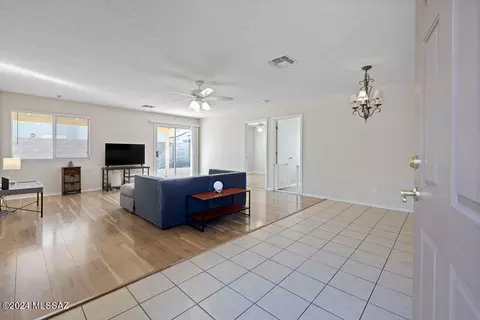 7058 Mitchell Flyer Rd, Tucson, AZ 85730 photo 7