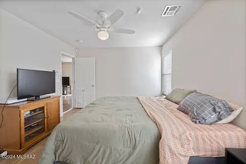 7058 Mitchell Flyer Rd, Tucson, AZ 85730 photo 14