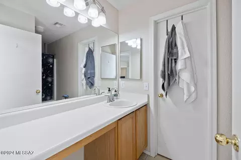 7058 Mitchell Flyer Rd, Tucson, AZ 85730 photo 15