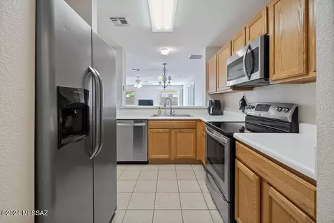 7058 Mitchell Flyer Rd, Tucson, AZ 85730 photo 10