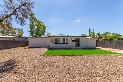 Exterior - 6261 E 20th St, Tucson, AZ 85711 photo 3 of 6