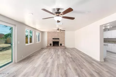 Living - 6261 E 20th St, Tucson, AZ 85711 photo 6 of 10