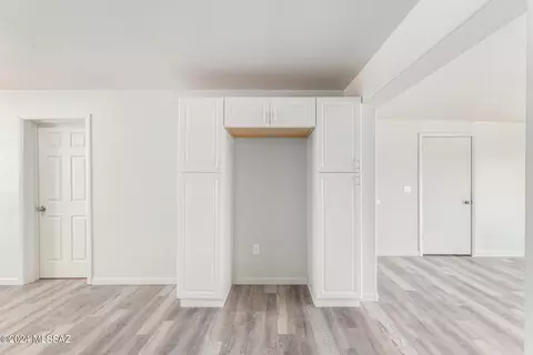 Entry Way - 6261 E 20th St, Tucson, AZ 85711 photo 2 of 2