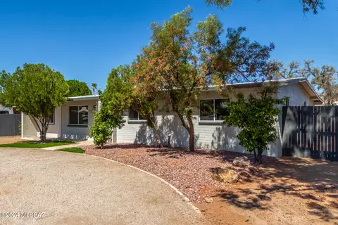 Exterior - 6261 E 20th St, Tucson, AZ 85711 photo 1 of 6