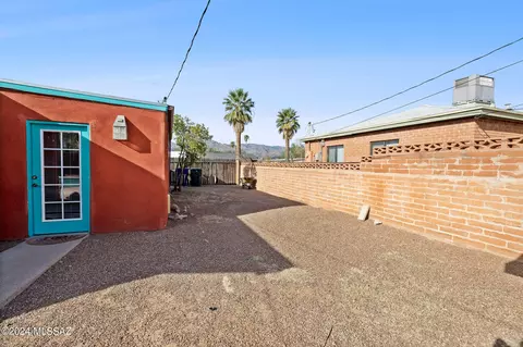 5644 E 2nd St, Tucson, AZ 85711 photo 8