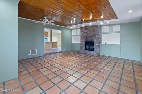 5644 E 2nd St, Tucson, AZ 85711 photo 12
