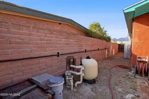 5644 E 2nd St, Tucson, AZ 85711 photo 10