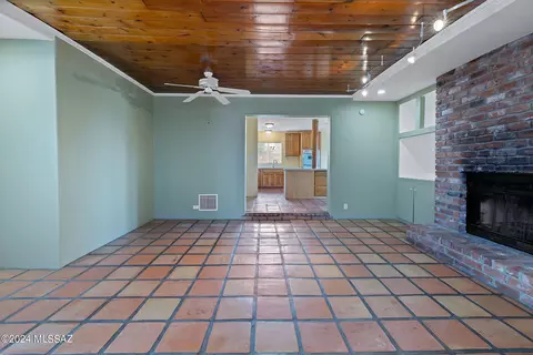 5644 E 2nd St, Tucson, AZ 85711 photo 11