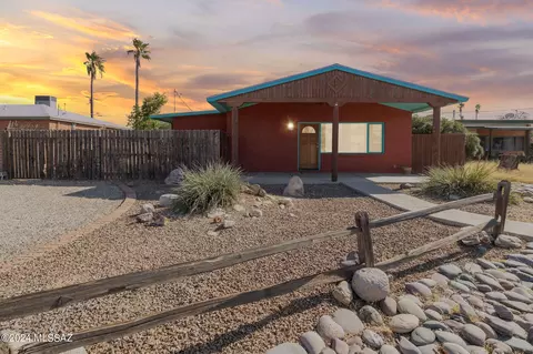 5644 E 2nd St, Tucson, AZ 85711 photo 3