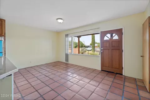 5644 E 2nd St, Tucson, AZ 85711 photo 21