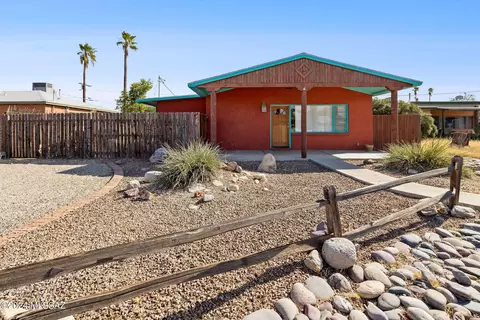 5644 E 2nd St, Tucson, AZ 85711