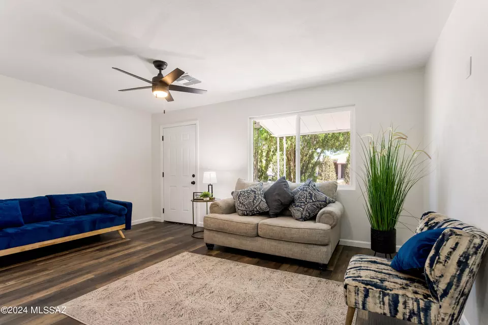 Living - 2410 S Holly Stra, Tucson, AZ 85713 photo 1 of 4